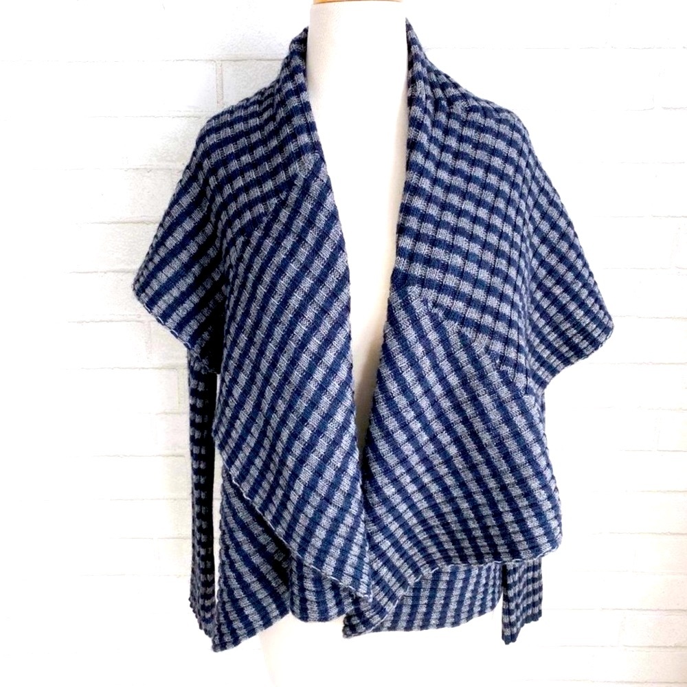 144. Linea Maglia shrug Cardigan Sweater in navy/gray stripe